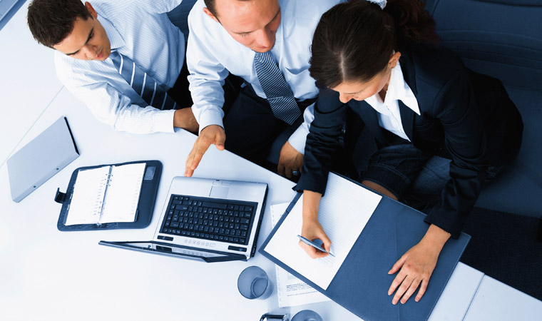 Videoconferenza: gruppo al lavoro 5