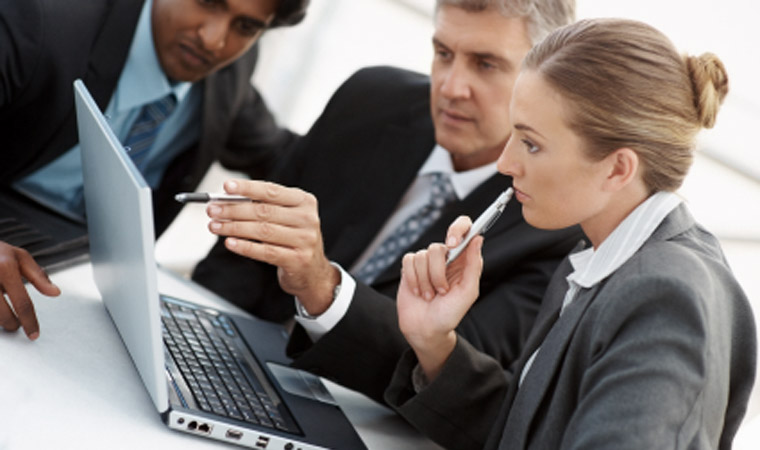 Videoconferenza: gruppo al lavoro 7